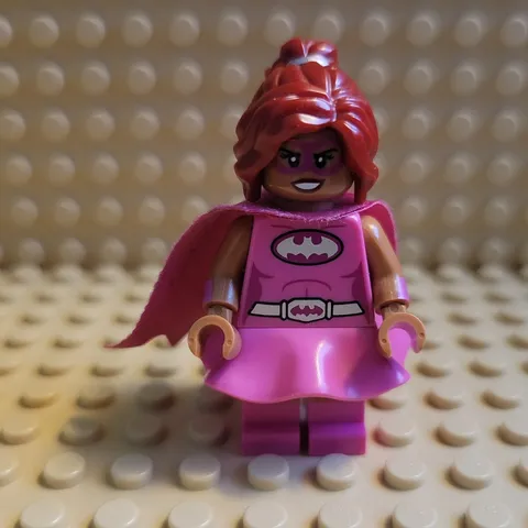 LEGO Batgirl Pink Suit Minifigure The LEGO Batman Movie MINIFIGURES