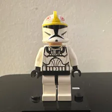 LEGO Star Wars Clone Trooper Minifigure w/ Helmet,  (Minor head damage)