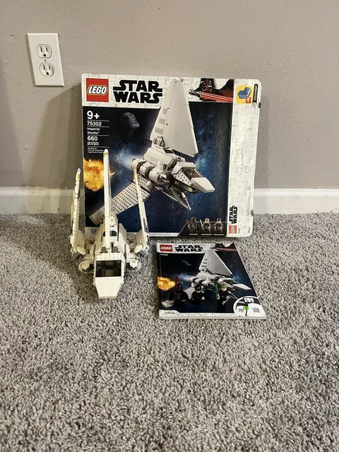 LEGO Star Wars: Imperial Shuttle (75302)