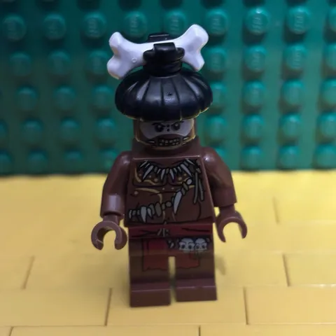 LEGO Pirates of the Caribbean Canival (POC009) Minifig | White Face Paint | 4182
