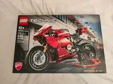LEGO - Technic Ducati Panigale V4 R (42107) - New in Box! Retired product