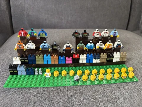 LEGO Bulk Lot Minifigure Parts & Accessories, Helmets Heads Weapons, Multicolor