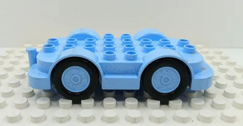 Lego Duplo Item Truck/Bus/Van Base 2x8 w/ fenders lt. blue w/ lt blue wheels