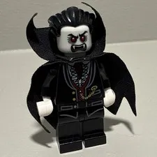 LEGO Lord Vampyre with Cape Minifigure, Minifig, Excellent Condition!! Mof007