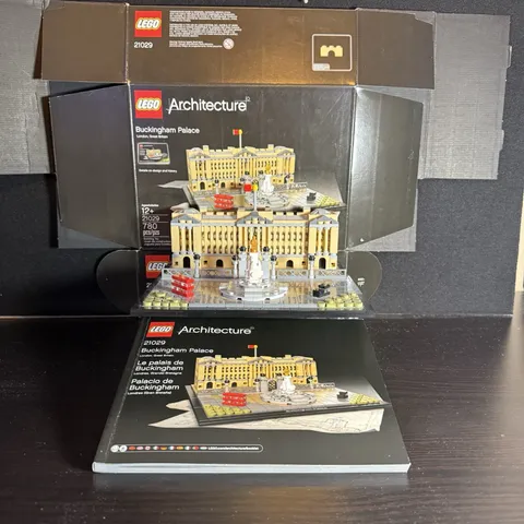 LEGO ARCHITECTURE: Buckingham Palace (21029)