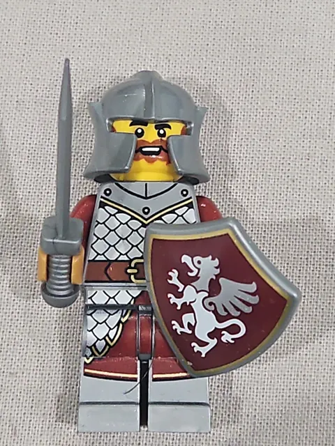 LEGO Minifigure Griffin Knight Castle Female from set 21358 Vending Machine