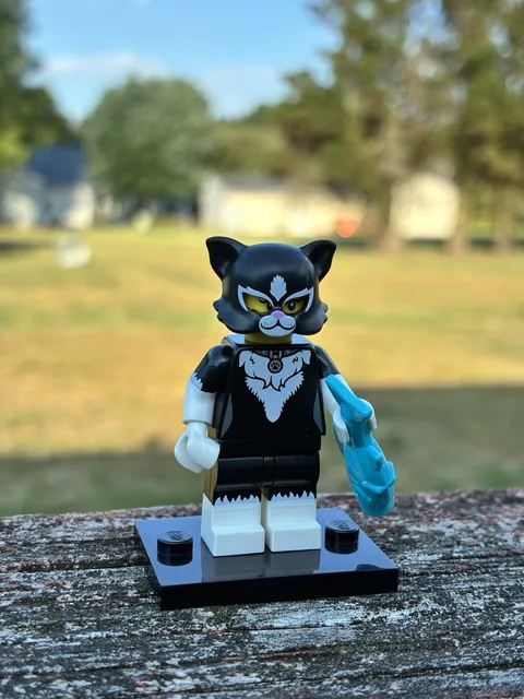 LEGO CMF Series 18 Cat Costume Girl Set 71021 Minifigure Black Cat