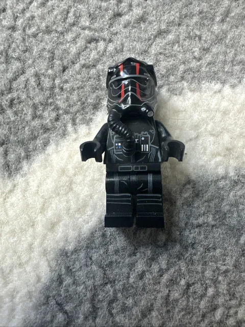 LEGO Star Wars First Order TIE Fighter Pilot Red Stripes Minifigure sw0860 75179