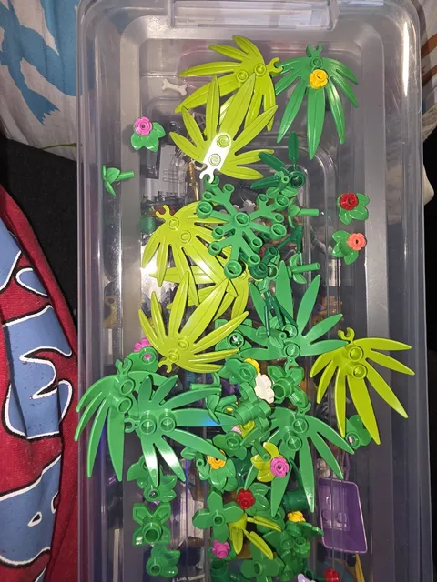 LEGO Greenery Lot (plants, flowers, and more.)