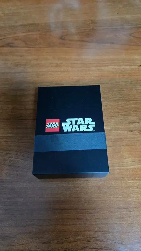 LEGO 5010325 Star Wars The Mandalorian and Grogu Metal Card