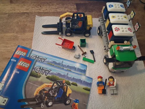 CAB Lego City  Recycling Truck 4206 Used w/ Manuals 100% Complete