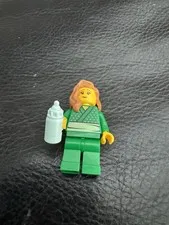 LEGO The LEGO Ninjago Movie Minifigure Betsy  (Genuine) With Bottle