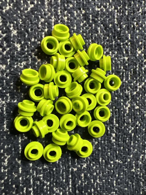 LEGO 85861 Lime Green Plate, Round 1 x 1 with Open Stud 37 pieces