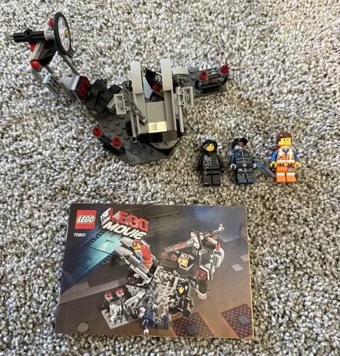 LEGO The LEGO Movie Melting Room 70801 122pc w/ Instructions & Minifigures