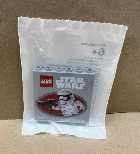  LEGO Star Wars Toys R Us STORMTROOPER BRICK Exclusive 2015 Force Friday SEALED