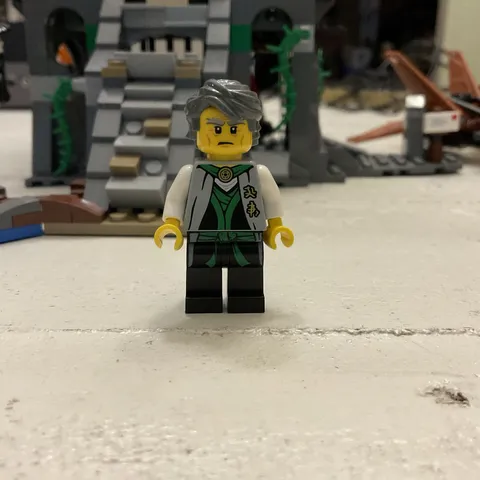 Minty LEGO NINJAGO Sensei Garmadon
