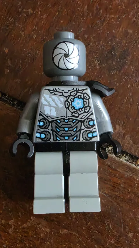 Lego Robot Ninja Minifig