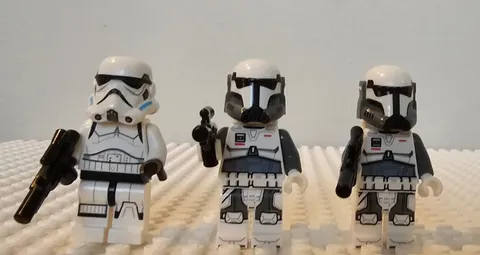LEGO Star Wars Lot 2 including Imperial Commandos and Storm Trooper