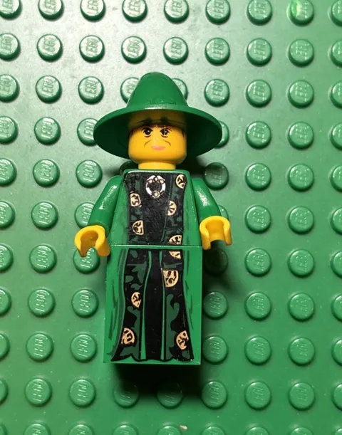 Lego Professor Minerva McGonagall 4729 Chamber hp022 Harry Potter Minifigure
