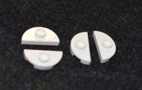 (4) 1x2 White Half Round Smooth Tile w/ Peg (Jumper) Bricks ~ New Lego