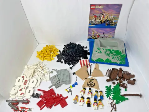 LEGO Pirates: Imperial Trading Post (6277)