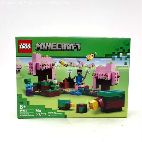Sealed & Retired LEGO Minecraft 21260; The Cherry Blossom Garden