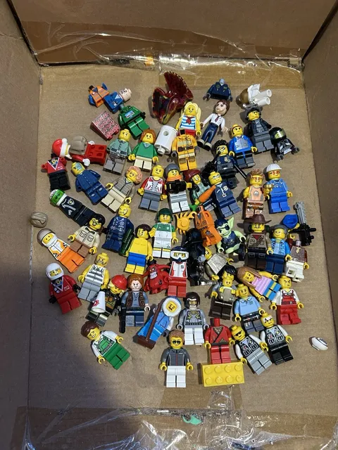 LEGO Lot Of Minifigures And Parts Harry Potter CMF City Vintage Space Read