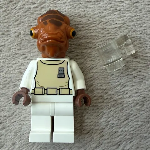 LEGO x Star Wars: Admiral Ackbar - White Space Suit (SW0247 / 75003)