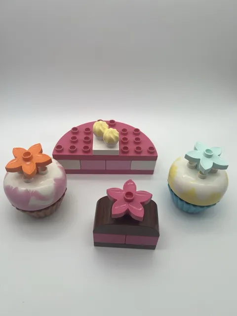 LEGO DUPLO Cake and Cupcake playset - Toddler Toy
