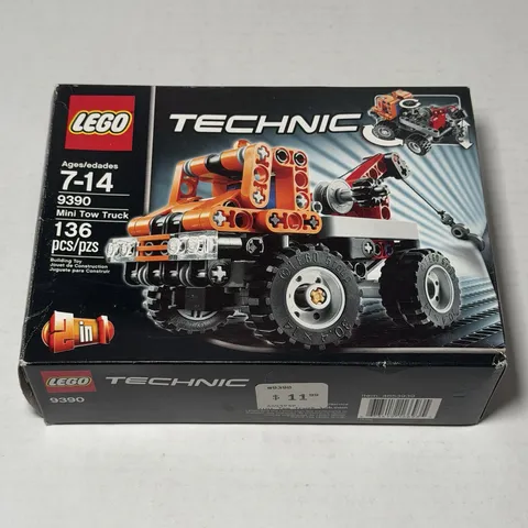 LEGO TECHNIC: Mini Tow Truck (9390) USED COMPLETE ALL PIECES MANUAL