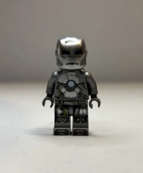 LEGO 2019 Marvel Comics Minifigure Iron Man Mark 1 Armor Avengers Endgame sh0565