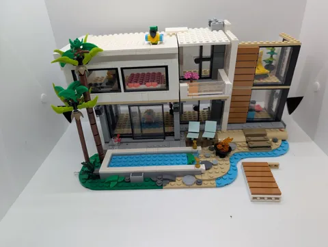 LEGO 31153 Creator 3 in 1 Modern House -Mostly Complete