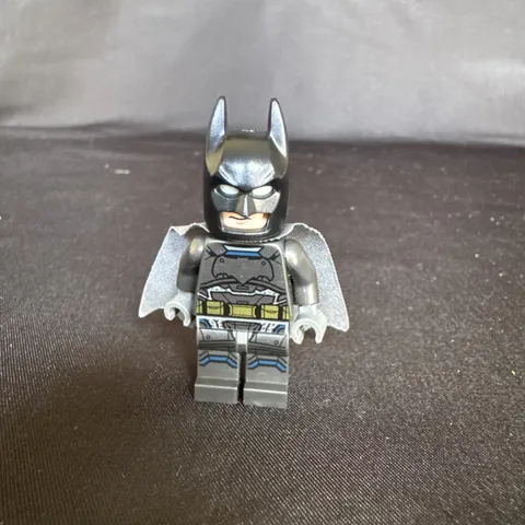 LEGO Super Heroes Armored Batman Minifigure - sh0217 Sh217 Batman Vs Superman 2O