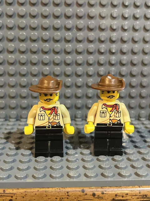 Authentic Lego Minifigure ADV010: Johnny Thunder (Desert)  1998