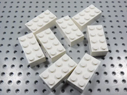 LEGO Lot of 8 White 2x4 Bricks BB