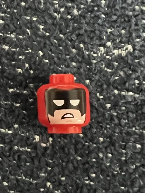 LEGO 3626pb1736 Red Head Balaclava Calendar Man Batman Movie sh0335 Minifigure