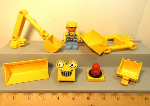 Lego Duplo Bob the Builder Scoop REPLACEMENT PIECES PARTS + Bob figure