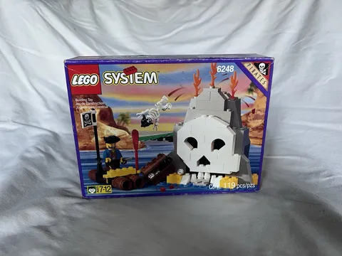vintage LEGO #6248 PiratesVolcano Island complete Sealed SETSealed New in Box
