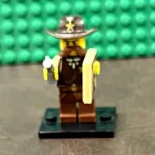 LEGO MINIFIGURES Sheriff, Series 13 Minifigure w/ WANTED Poster Accessory