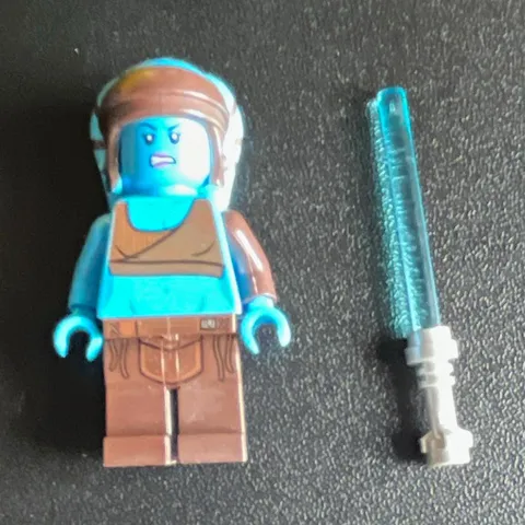 LEGO Alyla Secura (2017 republic tank) great condition no chips on figure