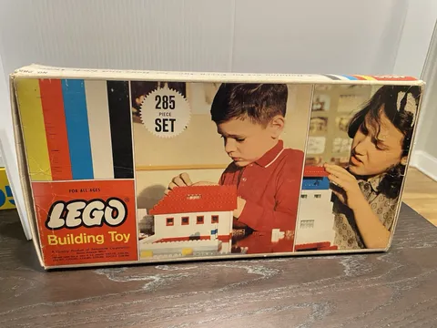 Vintage LEGO Samsonite No. 285 Building Set Box & Parts Incomplete 1966