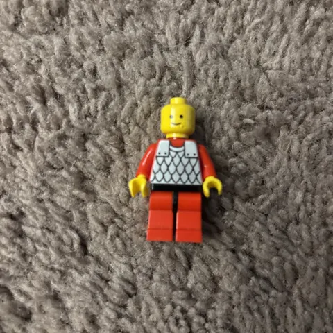 Torso Castle Silver Scale Mail Armor Pattern / Red Arms / Yellow Hands