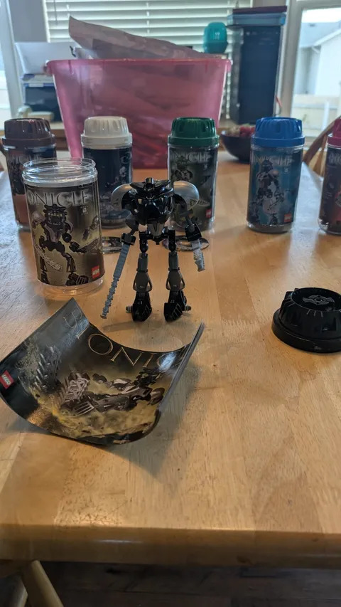 LEGO BIONICLE: Onua Nuva (8566)