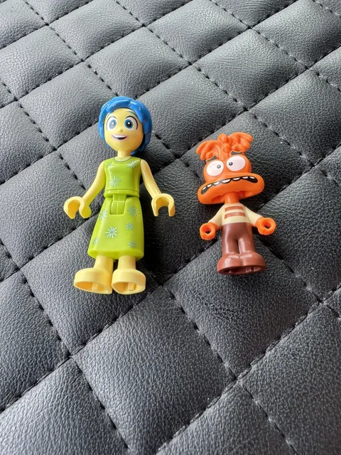 Lego Inside Out 2 Minifigures Joy & Anxiety 43248