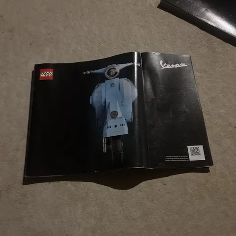 LEGO Vespa 125 10298 Illustrated Instruction Manual Booklet English/Spanish