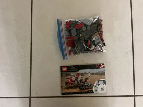 LEGO Star Wars: Pasaana Speeder Chase (75250)