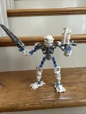 Vintage Bionicle Toa Inika: Toa Matoro (8732)—set only, mostly complete