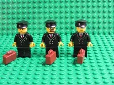 Lot LEGO CITY Airport minifigs Pilot Red Tie Town 3182 suitcase Flight Crew PL68