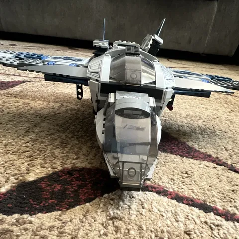 LEGO Marvel Quinjet Aerial Battle 735pcs 2012 Age 7-14 (Without Box/pieces)