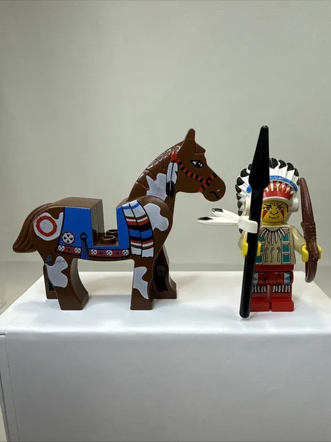 Vintage Lego Indian Chief With Horse And Accessories